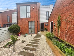 Photo 6- click for photo gallery